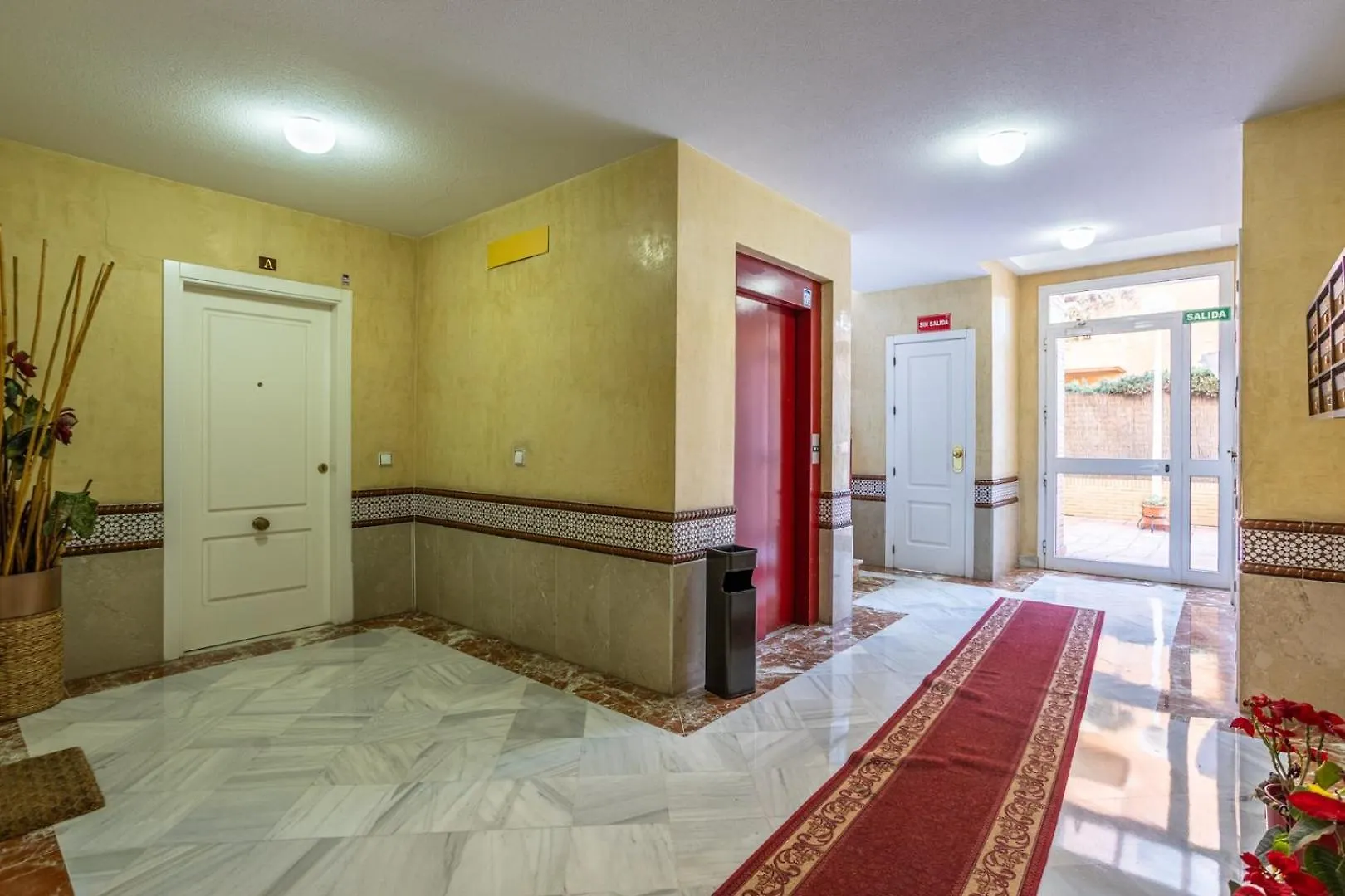 Sevilla Sunshine - Vacacional Sevilla Tomares Apartment