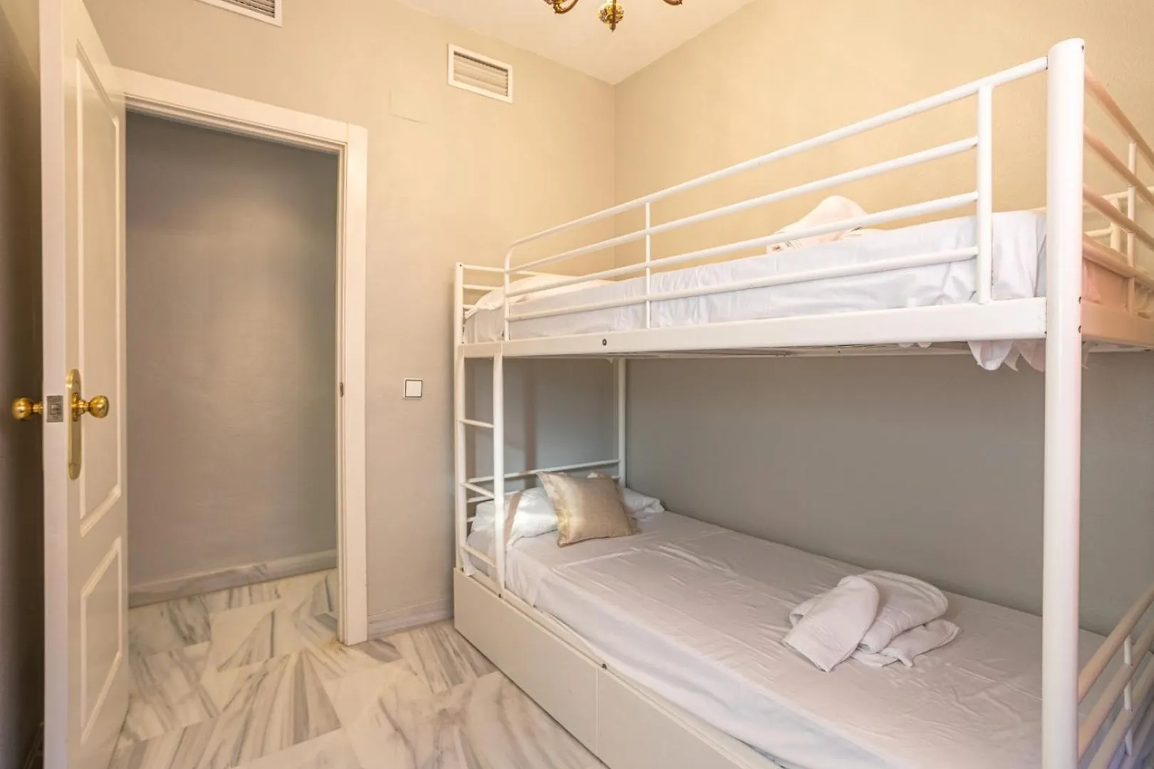 Sevilla Sunshine - Vacacional Sevilla Tomares Apartmán